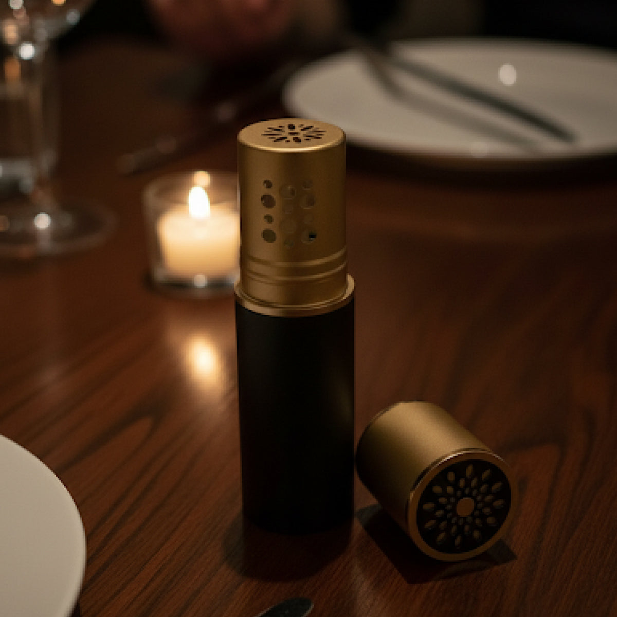 Azhara Mistick - Waterless, Pocket friendly all metal passive aroma diffuser - in use